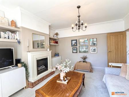 3 bedroom Semi-detached house for sale in Forest Road, Coalville, LE67