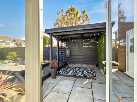 4 bedroom Detached house for sale in The Limes, Ravenstone, LE67