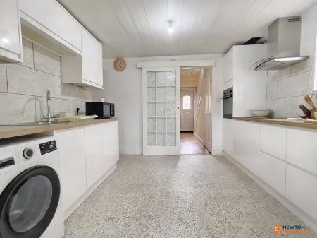3 bedroom Semi-detached house for sale in Hermitage Road, Whitwick, LE67