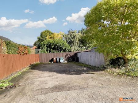3 bedroom Terraced House for sale in Merlin Close, Rothley, LE7