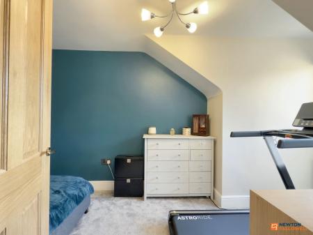 4 bedroom Detached house for sale in Chapel Street, Ibstock, LE67