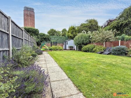 4 bedroom Detached house for sale in Chapel Street, Ibstock, LE67