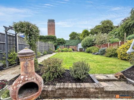 4 bedroom Detached house for sale in Chapel Street, Ibstock, LE67