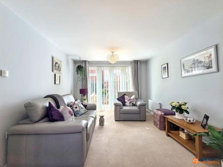 2 bedroom Detached house for sale in Headstock Close, Coalville, LE67