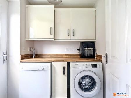 2 bedroom Detached house for sale in Headstock Close, Coalville, LE67