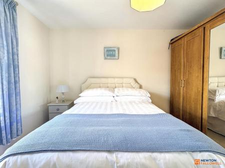 2 bedroom Detached house for sale in Headstock Close, Coalville, LE67