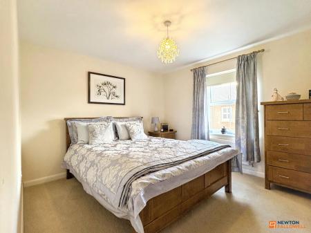 2 bedroom Detached house for sale in Headstock Close, Coalville, LE67