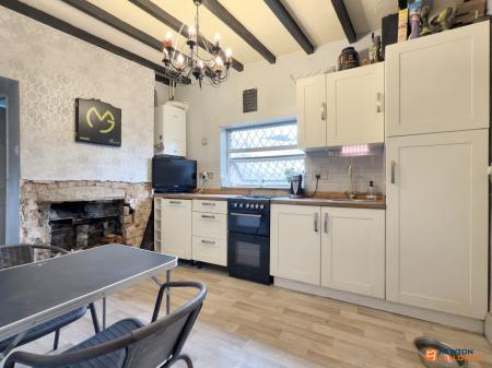 2 bedroom Terraced House for sale in Castle Street, Whitwick, LE67