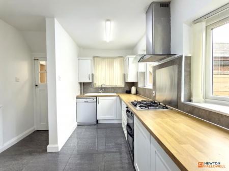 3 bedroom Detached house for sale in Broom Leys Road, Coalville, LE67