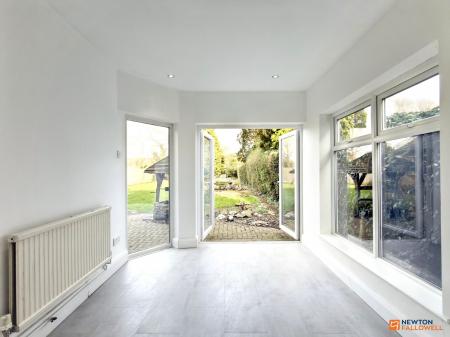 3 bedroom Detached house for sale in Broom Leys Road, Coalville, LE67