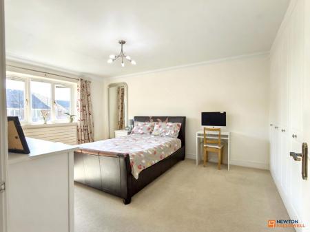 4 bedroom Detached house for sale in Chandlers Croft, Ibstock, LE67