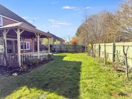 4 bedroom Detached house for sale in Chandlers Croft, Ibstock, LE67