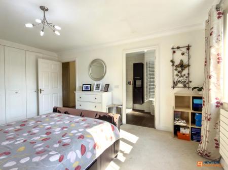 4 bedroom Detached house for sale in Chandlers Croft, Ibstock, LE67