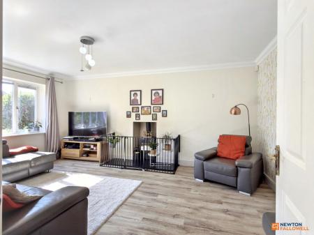 4 bedroom Detached house for sale in Chandlers Croft, Ibstock, LE67