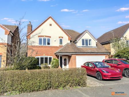 4 bedroom Detached house for sale in Chandlers Croft, Ibstock, LE67