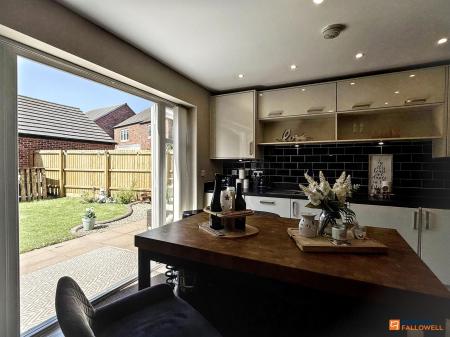 4 bedroom Detached house for sale in Mill Hill Wood Way, Ibstock, LE67