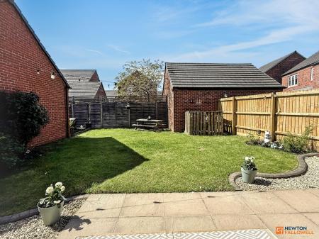 4 bedroom Detached house for sale in Mill Hill Wood Way, Ibstock, LE67