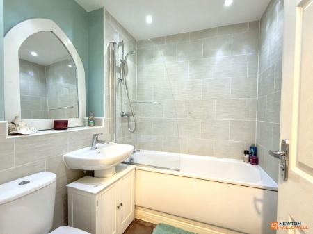 4 bedroom Detached house for sale in Mill Hill Wood Way, Ibstock, LE67