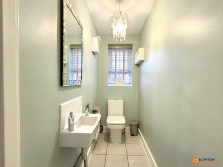 4 bedroom Detached house for sale in Baker Grove, Ibstock, LE67