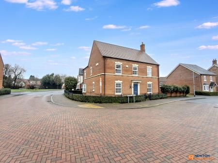 4 bedroom Detached house for sale in Baker Grove, Ibstock, LE67