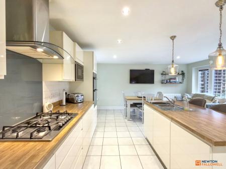 4 bedroom Detached house for sale in Baker Grove, Ibstock, LE67