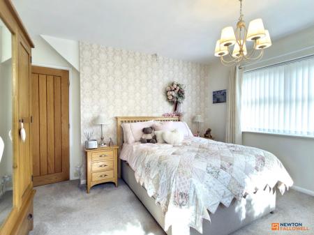 4 bedroom Detached house for sale in Station Road, Hugglescote, LE67