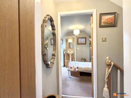 4 bedroom Detached house for sale in Station Road, Hugglescote, LE67