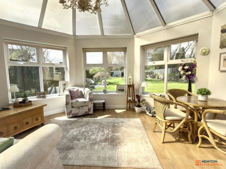 4 bedroom Detached house for sale in Station Road, Hugglescote, LE67