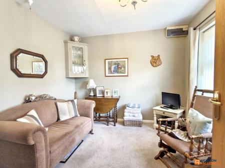 4 bedroom Detached house for sale in Station Road, Hugglescote, LE67