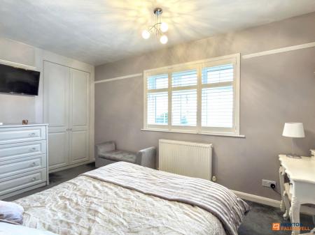 2 bedroom Semi-detached house for sale in Manor Road, Donington Le Heath, LE67