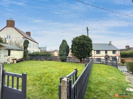 2 bedroom Semi-detached house for sale in Manor Road, Donington Le Heath, LE67