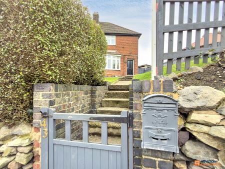 2 bedroom Semi-detached house for sale in Manor Road, Donington Le Heath, LE67