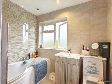 3 bedroom Semi-detached house for sale in St. Johns Close, Heather, LE67