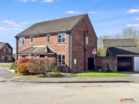 3 bedroom Semi-detached house for sale in Maynard Close, Bagworth, LE67