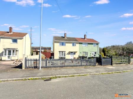 3 bedroom Semi-detached house for sale in Melrose Road, Thringstone, LE67
