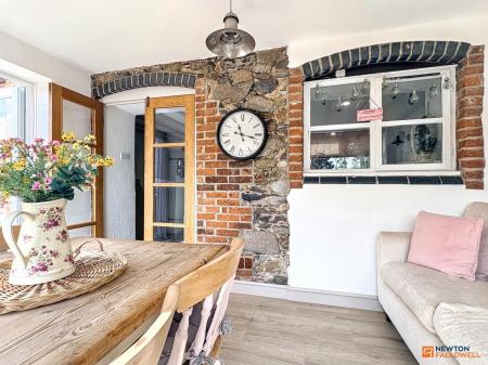 3 bedroom Semi-detached house for sale in Dennis Street, Hugglescote, LE67