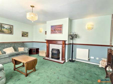 2 bedroom Detached bungalow for sale in Oakham Drive, Coalville, LE67