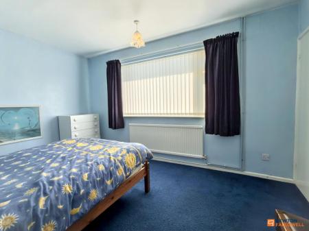 2 bedroom Detached bungalow for sale in Oakham Drive, Coalville, LE67