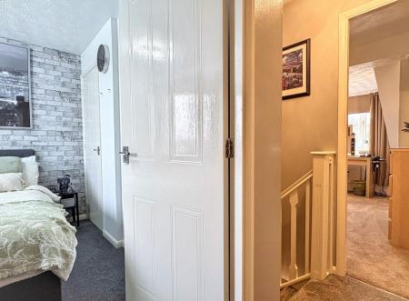 3 bedroom Semi-detached house for sale in Chichester Close, Ellistown, LE67