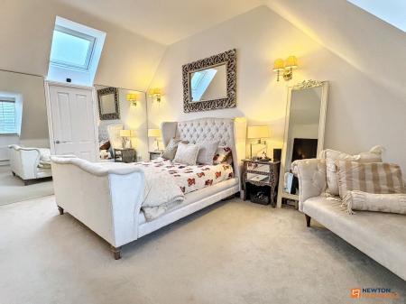 3 bedroom Semi-detached house for sale in Blackham Road, Hugglescote, LE67