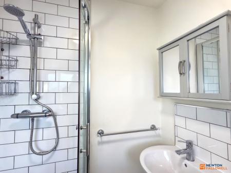 2 bedroom Terraced House for sale in Cademan Street, Whitwick, LE67