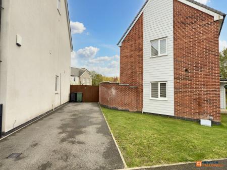 3 bedroom Detached house for sale in Spruce Drive, Coalville, LE67