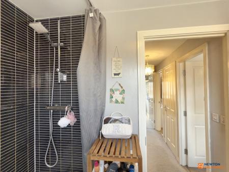 4 bedroom Terraced House for sale in Usbourne Way, Ibstock, LE67