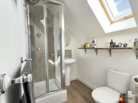 4 bedroom Terraced House for sale in Usbourne Way, Ibstock, LE67