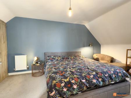 4 bedroom Terraced House for sale in Usbourne Way, Ibstock, LE67