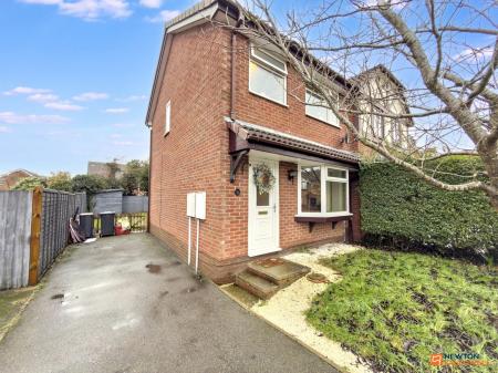 3 bedroom Semi-detached house for sale in Ashford Road, Whitwick, LE67
