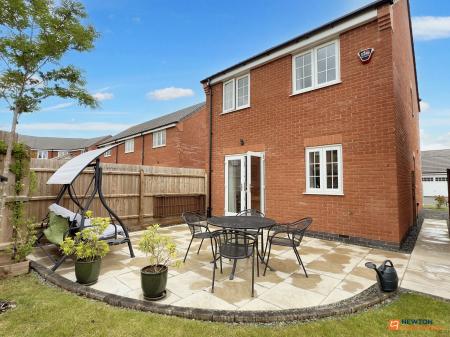 3 bedroom Detached house for sale in Kirkby Place, Mountsorrel, LE12