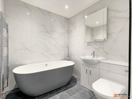 5 bedroom Detached house for sale in Langsmead Place, Coalville, LE67