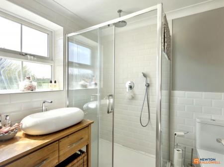 4 bedroom Detached house for sale in Church Lane, Whitwick, LE67