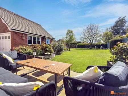 4 bedroom Detached house for sale in Church Lane, Whitwick, LE67